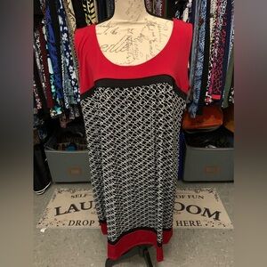 EnFocus woman’s Dress Size 20w